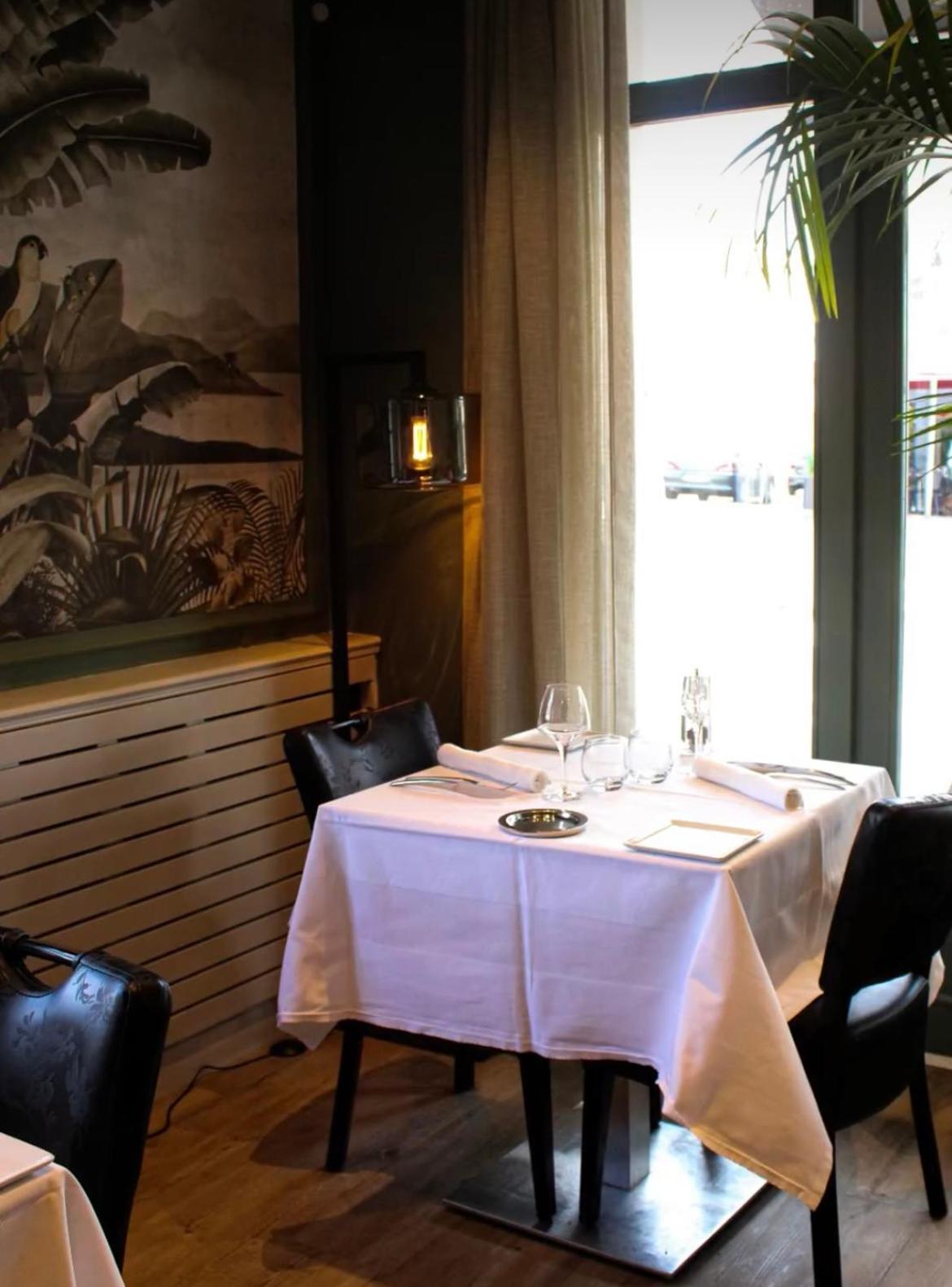 Hotel Restaurant Du Centre Et Du Lauragais Castelnaudary Exteriör bild